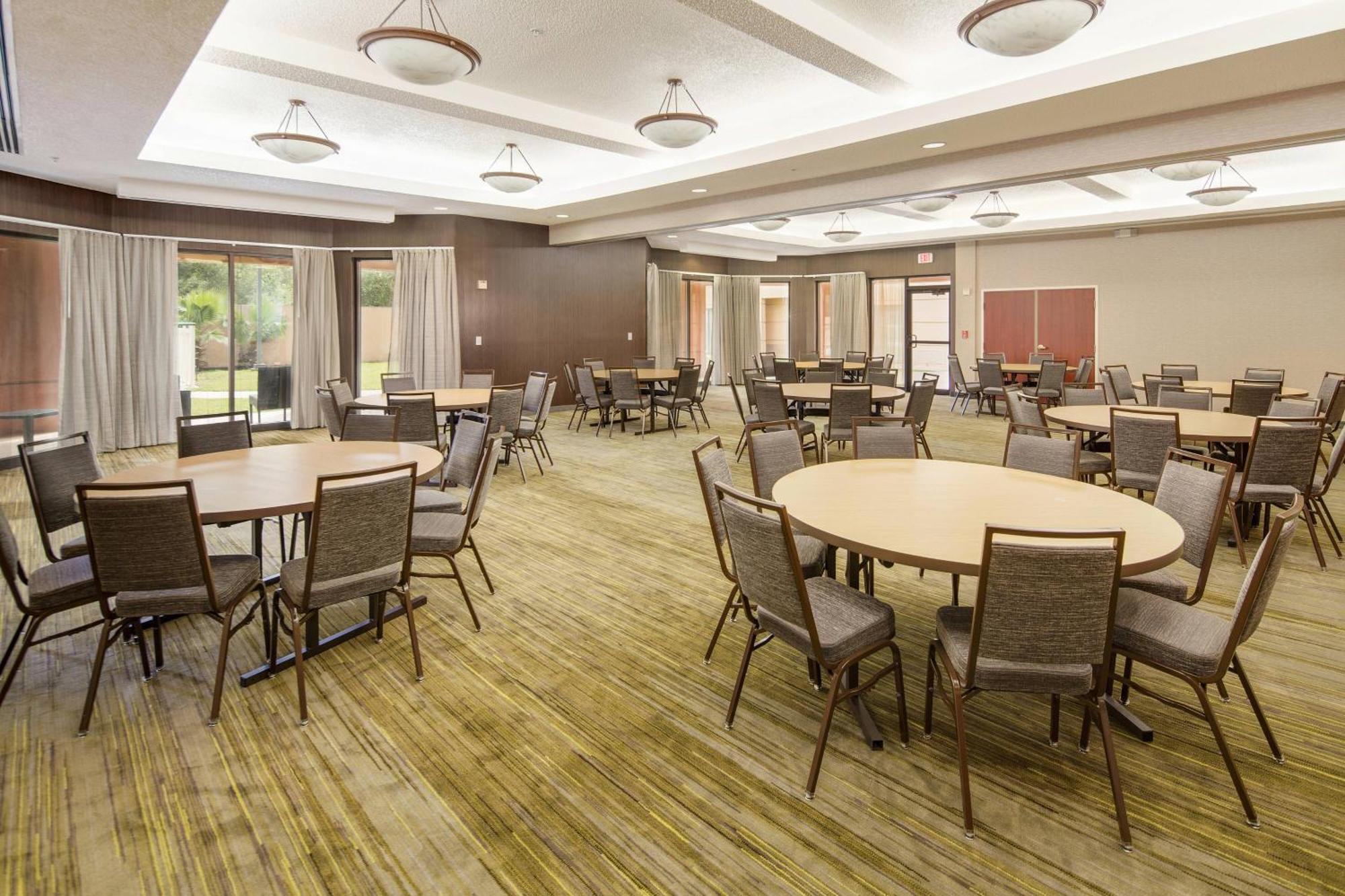 Hotel Courtyard By Marriott Bryan College Station Zewnętrze zdjęcie